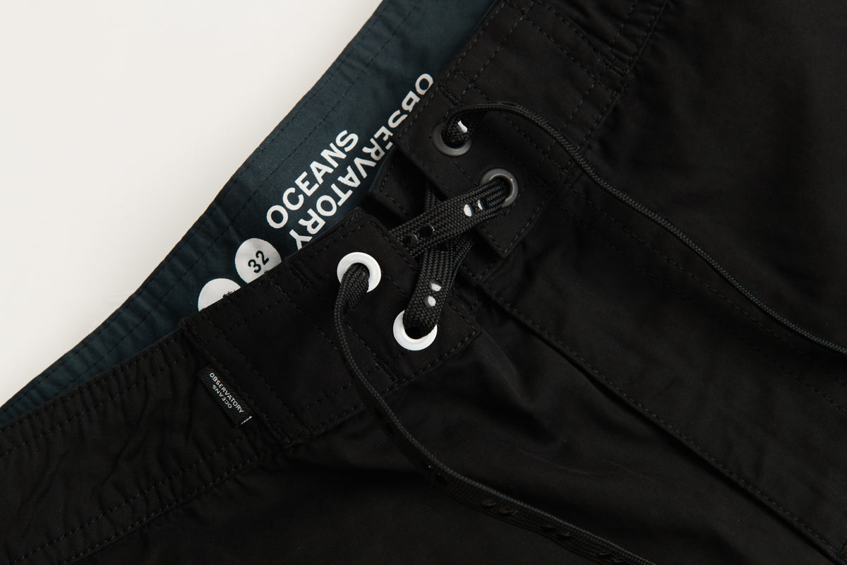 18" BRAND SURF TRUNK - BLACK